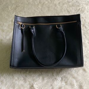 Black large tote bag